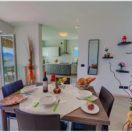 Lake View Terrace Holiday home